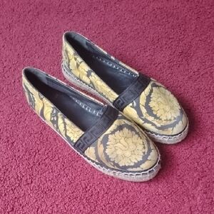 Elegant Floral Espadrilles